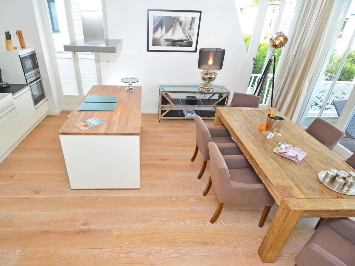 Villa "Johanna" Sellin - Wg12 Mit Kamin Und Zwei Balkonen Exterior photo